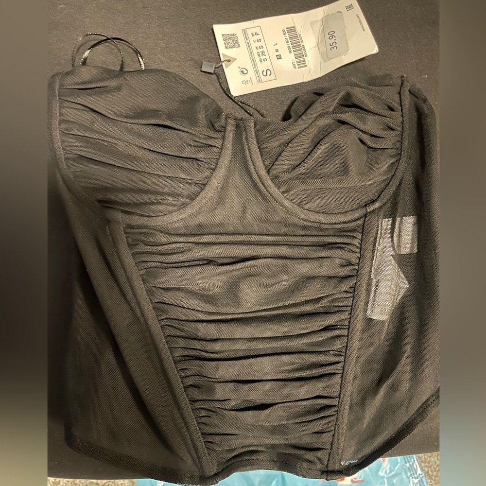 Black Ruched Crop Top
